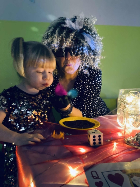 Zabawy i wróżby andrzejkowe